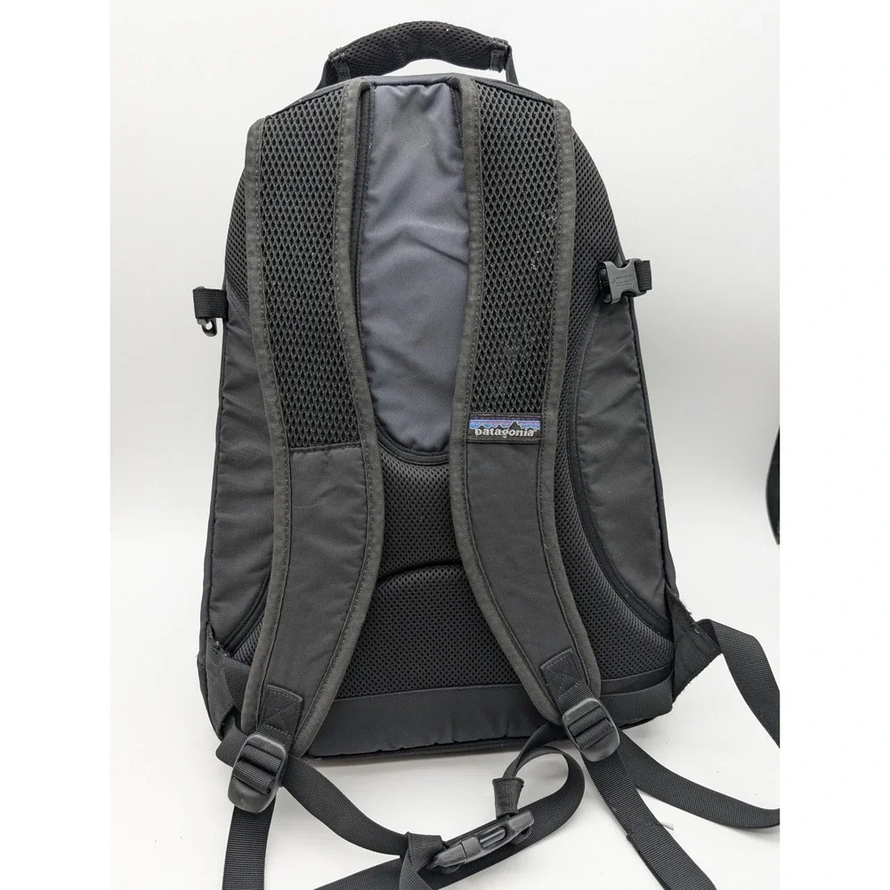 Patagonia Black Charcoal Grey Multi Compartment Hiking Travel Backpack Bag